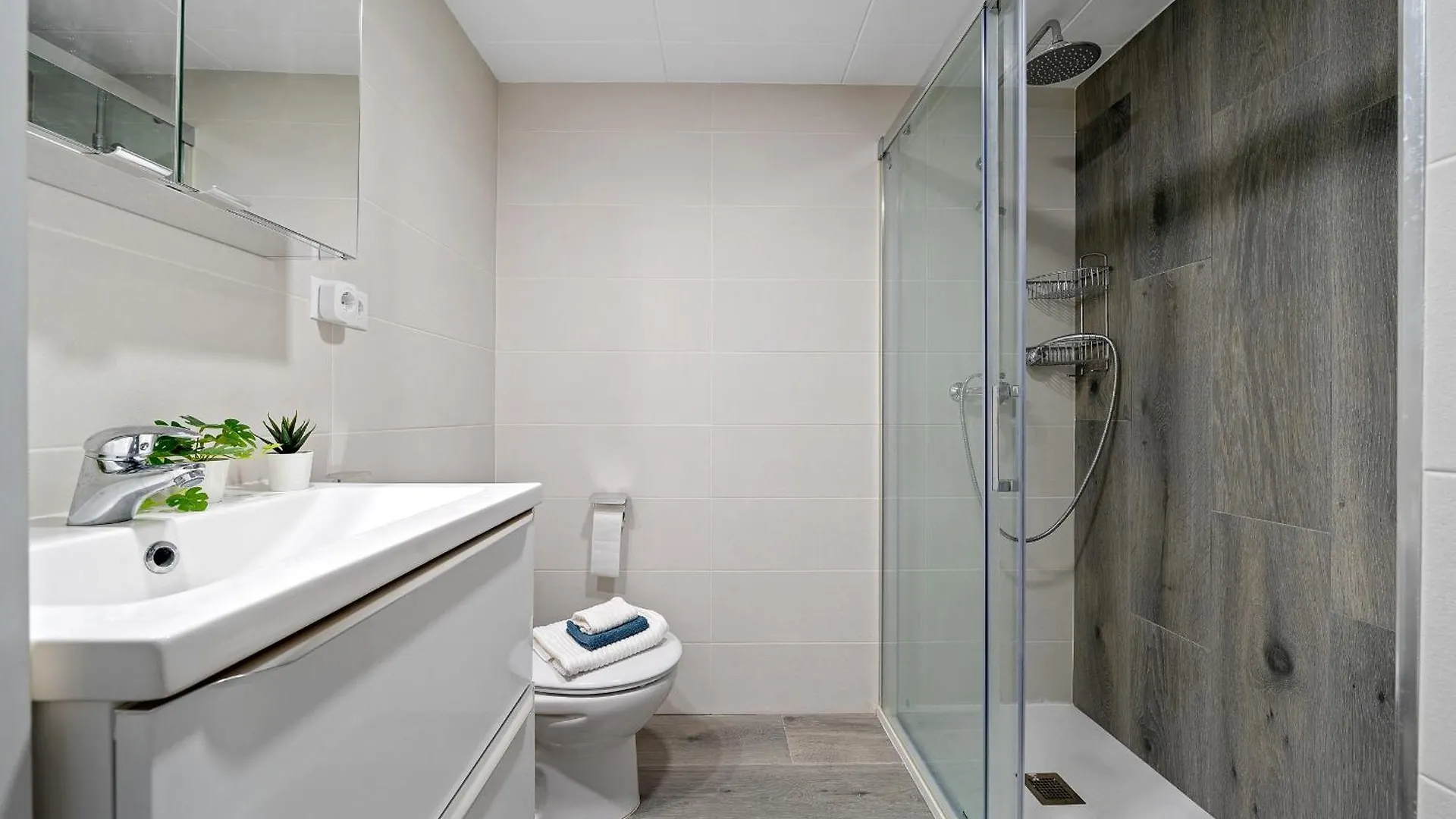 Apartamento Adriatico La Pineda 0*,
